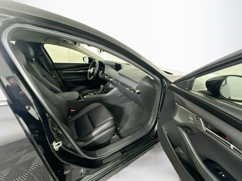 Used 2019 MAZDA MAZDA3 AWD Sedan w/ Preferred Package image 30