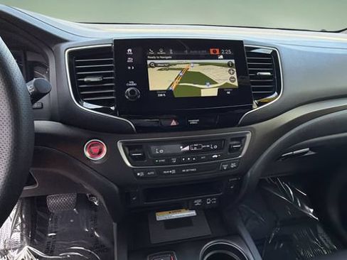 Used 2023 Honda Passport TrailSport image 27