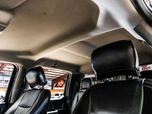 Used 2021 Ford F250 Lariat w/ Chrome Package image 22