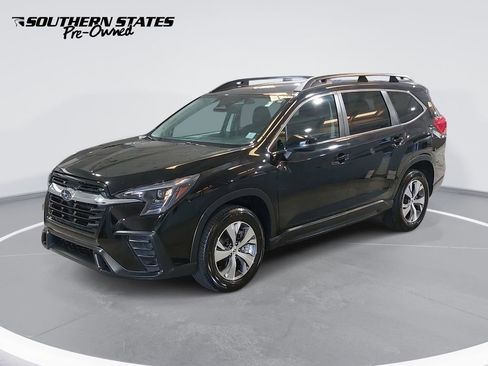 Used 2023 Subaru Ascent Premium w/ Convenience Package AWD/4WD image 1