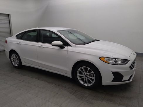 Used 2020 Ford Fusion SE image 11