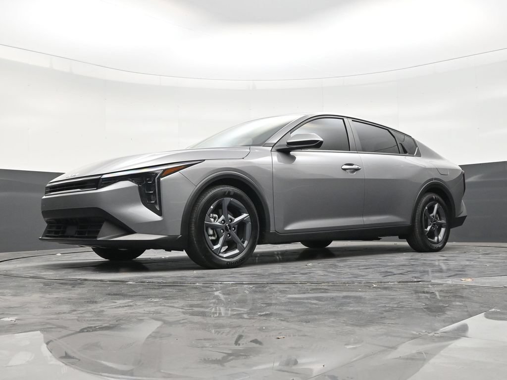 Used 2025 Kia K4 FWD image 20