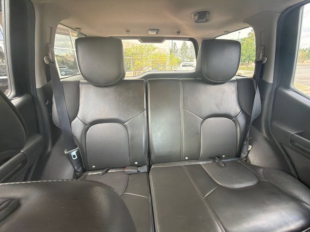 Used 2013 Nissan Xterra PRO-4X w/ Pro-4x Leather Pkg AWD/4WD image 16
