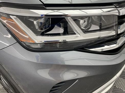 Used 2022 Volkswagen Atlas Cross Sport SE image 26