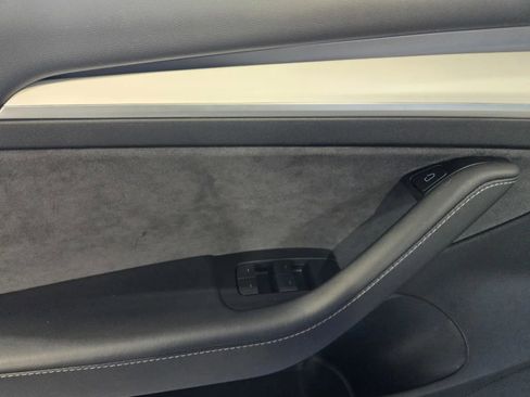 Used 2023 Tesla Model 3 Standard Range RWD image 13