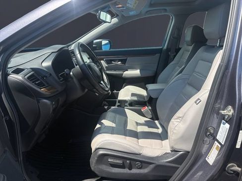 Used 2017 Honda CR-V Touring image 9