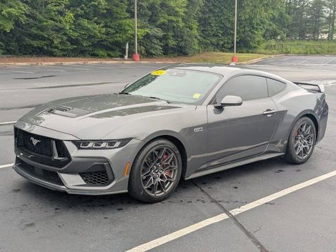 Used 2024 Ford Mustang GT Premium w/ GT Performance Package RWD image 3