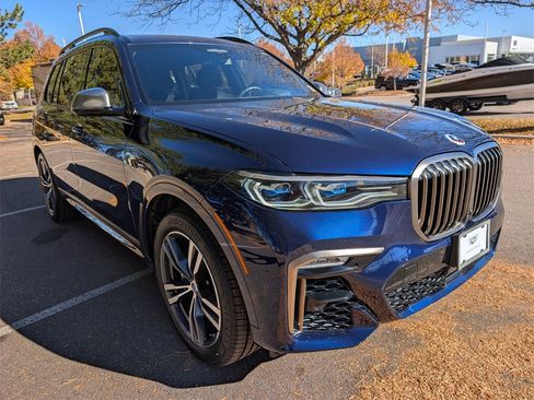 Used 2022 BMW X7 M50i image 7