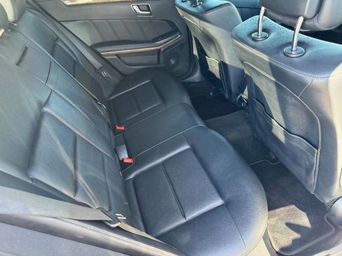 Used 2011 Mercedes-Benz E 350 Sedan image 23