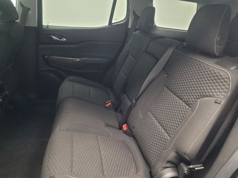 Used 2019 GMC Acadia SLE image 18