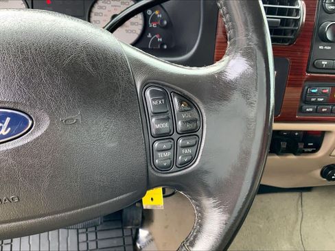Used 2005 Ford F450 Lariat AWD/4WD image 23