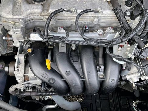 Used 2022 Toyota Corolla LE image 30