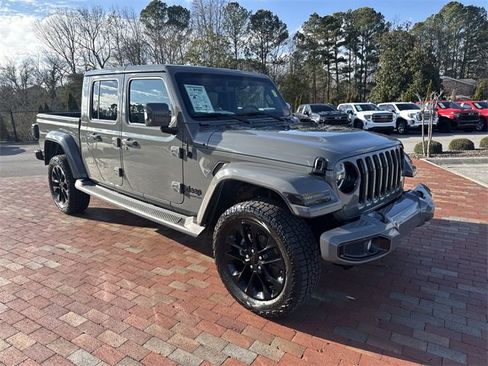 Used 2022 Jeep Gladiator Overland image 38