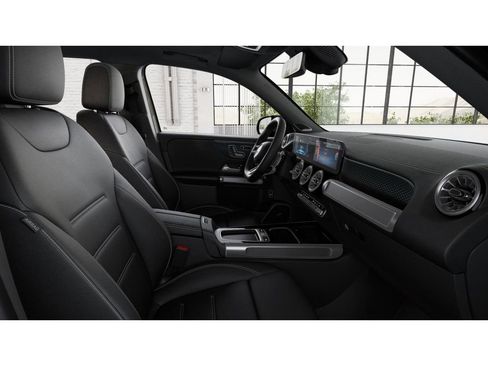 New 2026 Mercedes-Benz GLB 35 AMG 4MATIC image 4