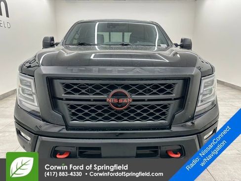 Used 2023 Nissan Titan PRO-4X w/ Pro-4x Convenience Package image 8
