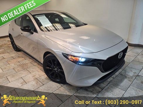 Used 2024 MAZDA MAZDA3 s FWD image 1