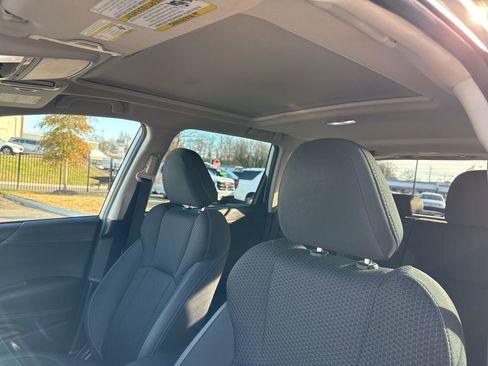 Used 2024 Subaru Forester Premium image 18