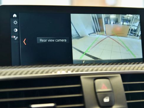 Used 2018 BMW M3 RWD image 17