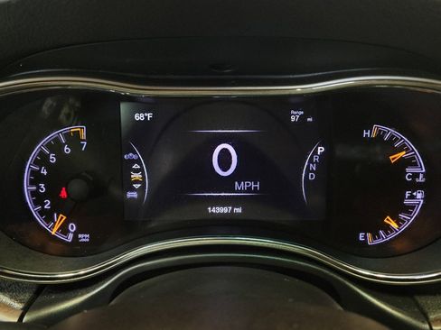 Used 2017 Jeep Grand Cherokee Limited AWD/4WD image 23