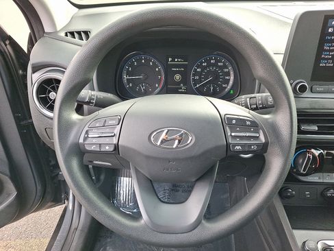 Used 2023 Hyundai Kona SEL image 19