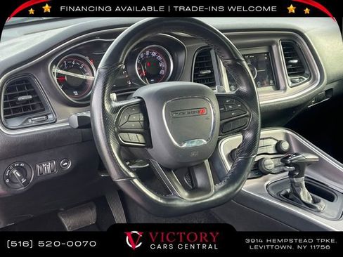 Used 2022 Dodge Challenger GT w/ Performance Handling Group image 17