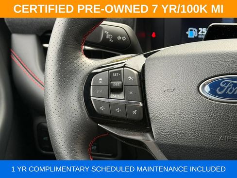 Used 2025 Ford Explorer ST-Line w/ ST-Line Street Pack AWD/4WD image 19