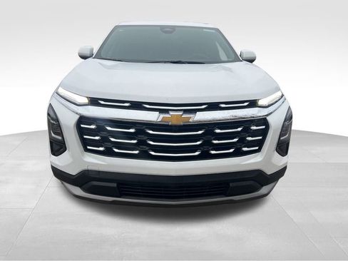 Used 2025 Chevrolet Equinox LT image 10