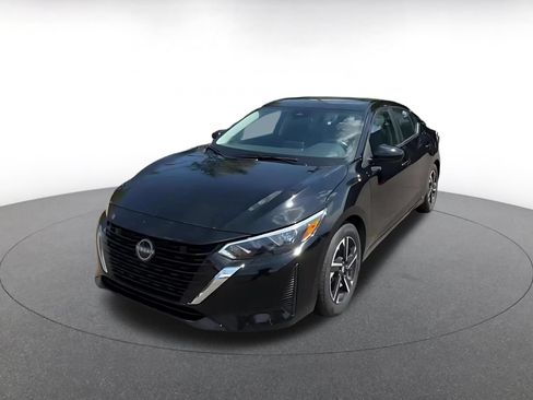 Used 2025 Nissan Sentra SV FWD image 7