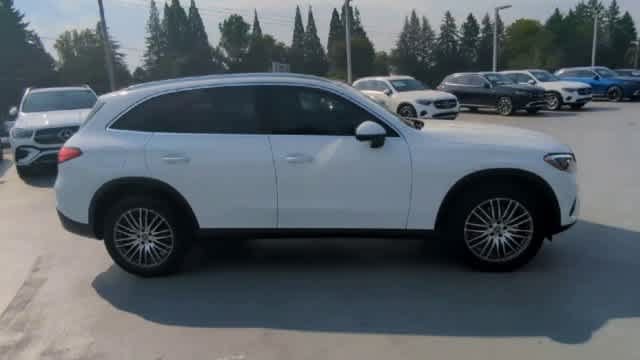 Certified 2025 Mercedes-Benz GLC 300 image 9