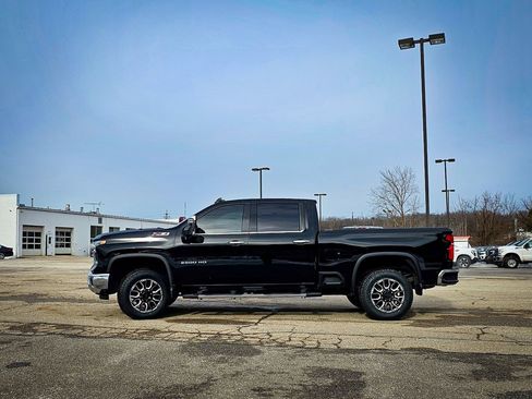 Certified 2024 Chevrolet Silverado 2500 LTZ w/ LTZ Convenience Package image 7