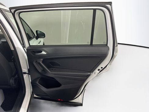 Used 2023 Volkswagen Tiguan S FWD image 29