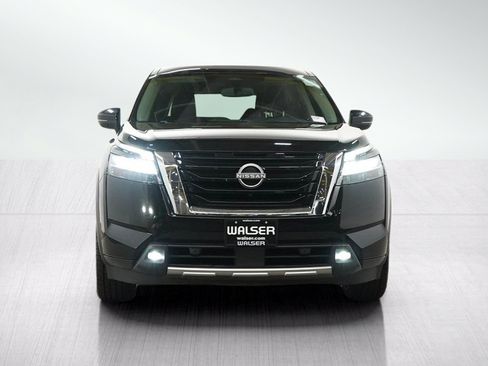 Used 2022 Nissan Pathfinder Platinum AWD/4WD image 8