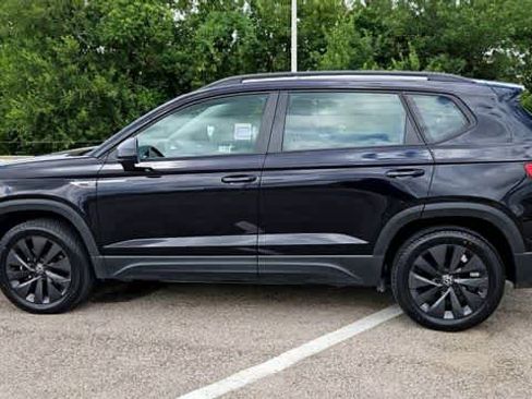 Used 2024 Volkswagen Taos S FWD image 5