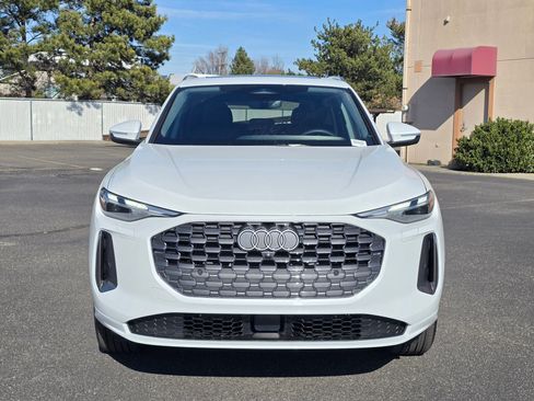 Certified 2025 Audi Q5 Premium w/ Convenience Package image 38