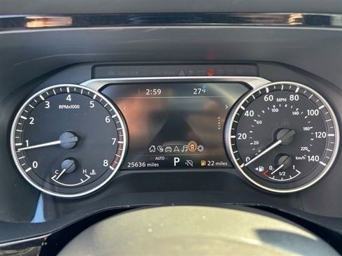 Used 2023 Nissan Pathfinder SL w/ SL Premium Package image 12