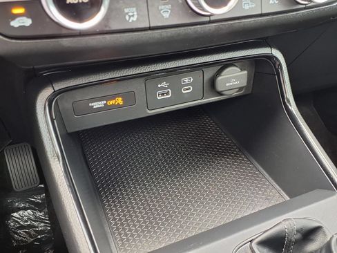 Used 2025 Honda CR-V EX image 13
