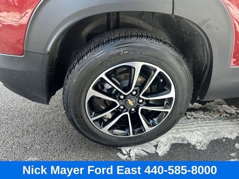Used 2024 Chevrolet TrailBlazer LT FWD image 32