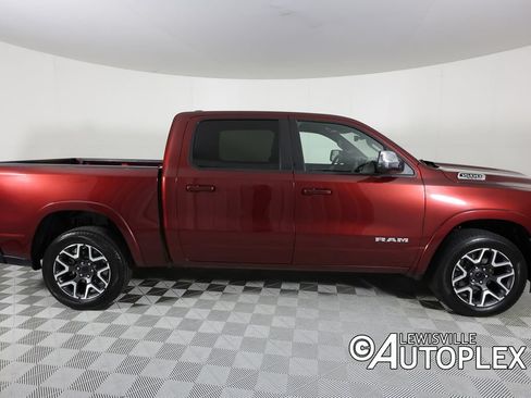 Used 2025 RAM 1500 Laramie AWD/4WD image 4