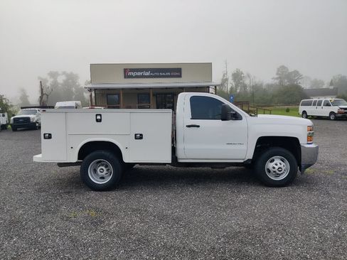 Used 2015 Chevrolet Silverado 3500 W/T RWD image 4