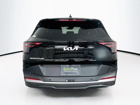 Used 2026 Kia Sportage LX FWD image 7