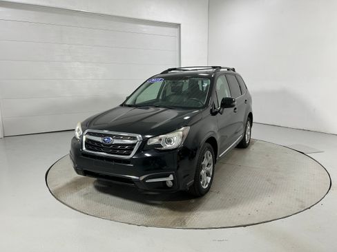 Used 2018 Subaru Forester 2.5i Touring w/ Popular Package #3B AWD/4WD image 21