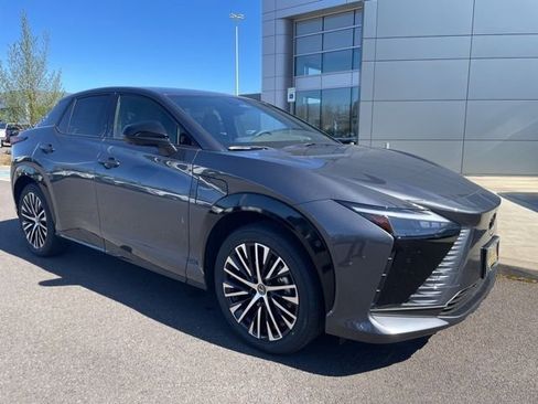 New 2026 Lexus RZ 450e AWD image 2