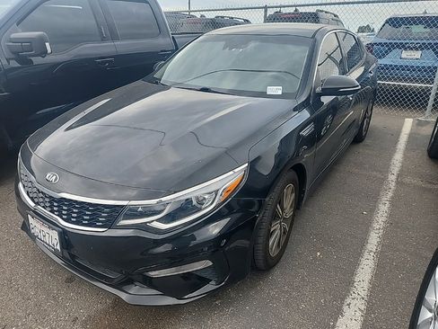 Certified 2019 Kia Optima EX image 3