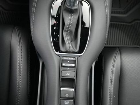 New 2026 Honda HR-V EX-L image 18