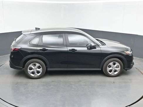 Used 2025 Honda HR-V LX image 40