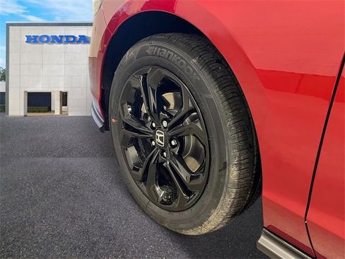 New 2025 Honda Accord SE image 10