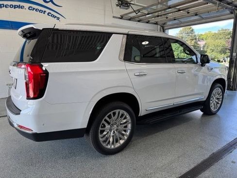 Used 2025 GMC Yukon Elevation w/ LPO, Floor Liner Package AWD/4WD image 12