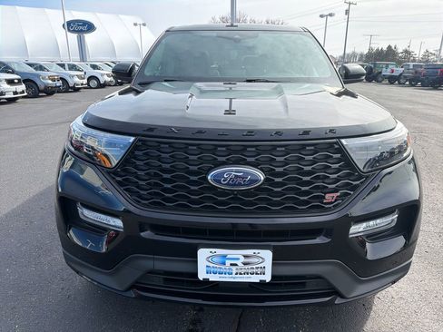 Used 2022 Ford Explorer ST w/ Equipment Group 401A image 8