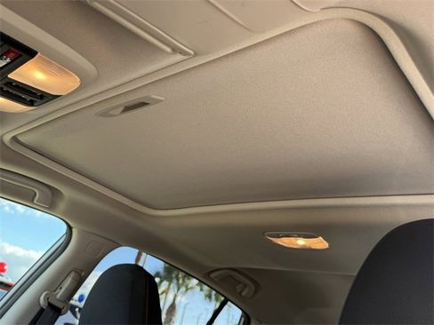 Used 2020 Subaru Crosstrek 2.0i Premium w/ Moonroof Package 2 image 17