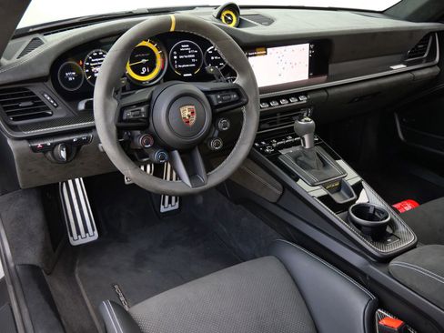 Used 2025 Porsche 911 GT3 RS image 11